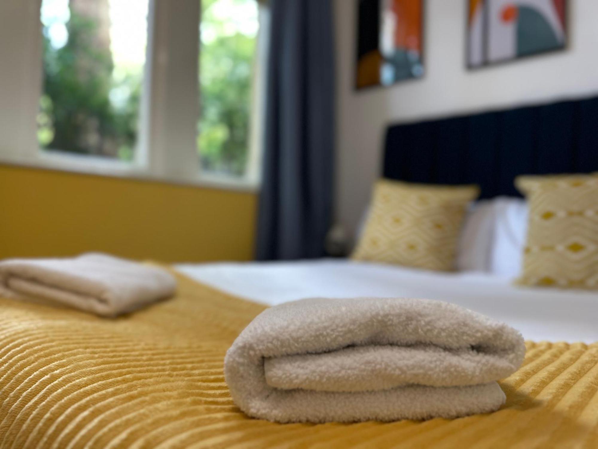 גטשהד Great Offers On Long Stays!! Laluna Apartments מראה חיצוני תמונה