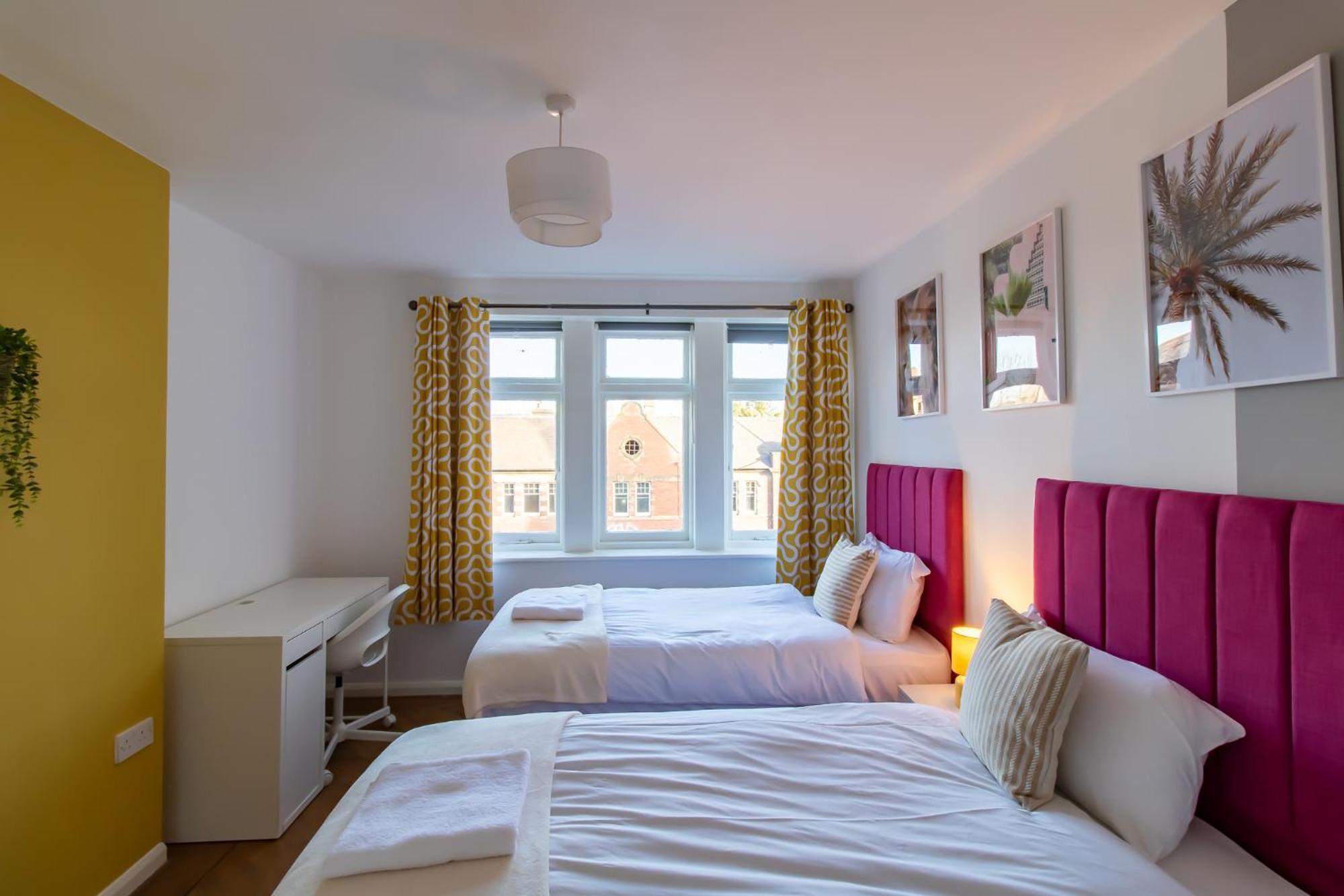 גטשהד Great Offers On Long Stays!! Laluna Apartments מראה חיצוני תמונה