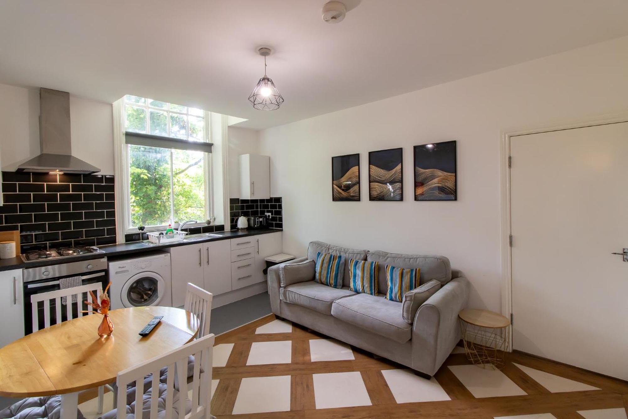 גטשהד Great Offers On Long Stays!! Laluna Apartments מראה חיצוני תמונה