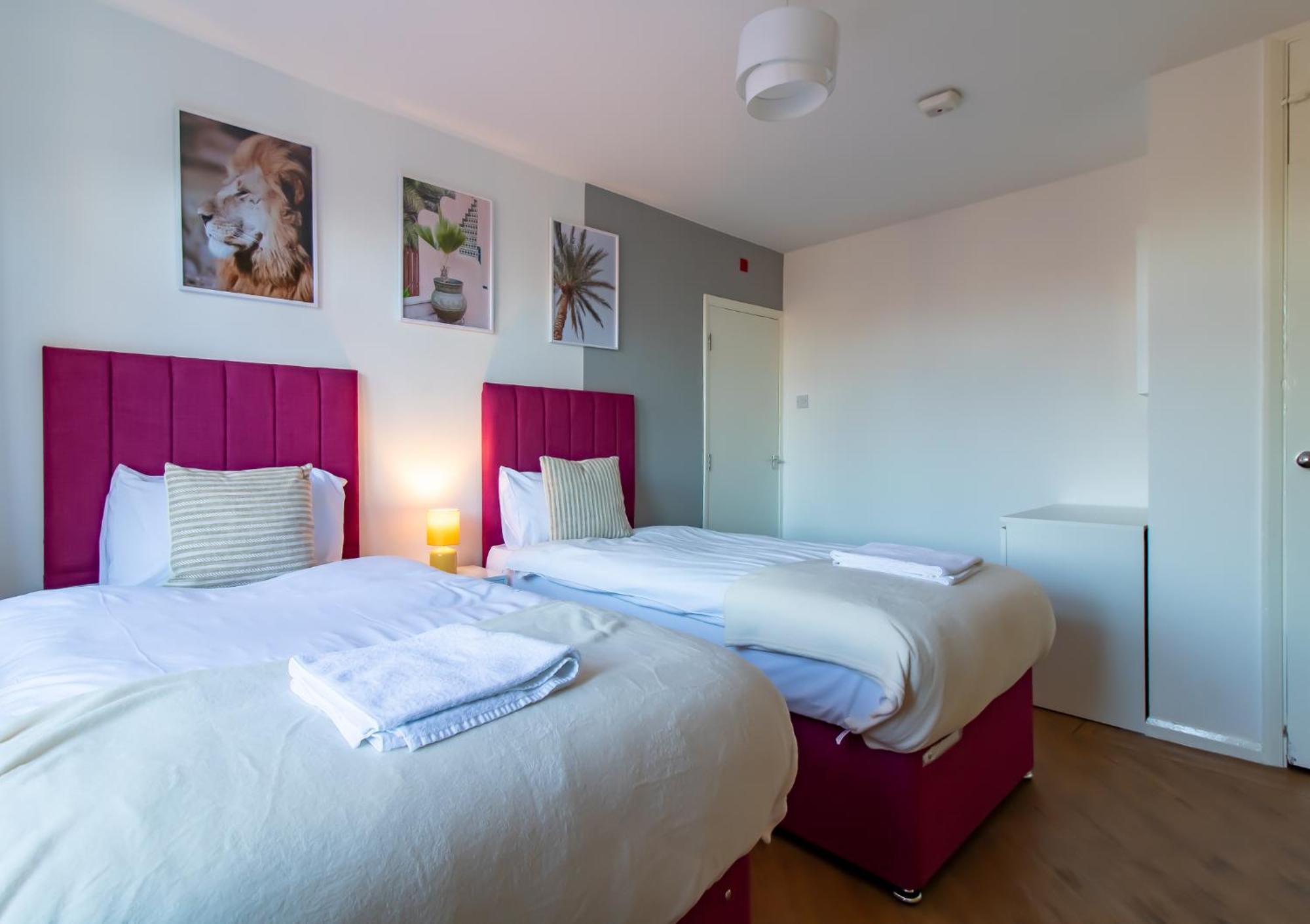 גטשהד Great Offers On Long Stays!! Laluna Apartments מראה חיצוני תמונה
