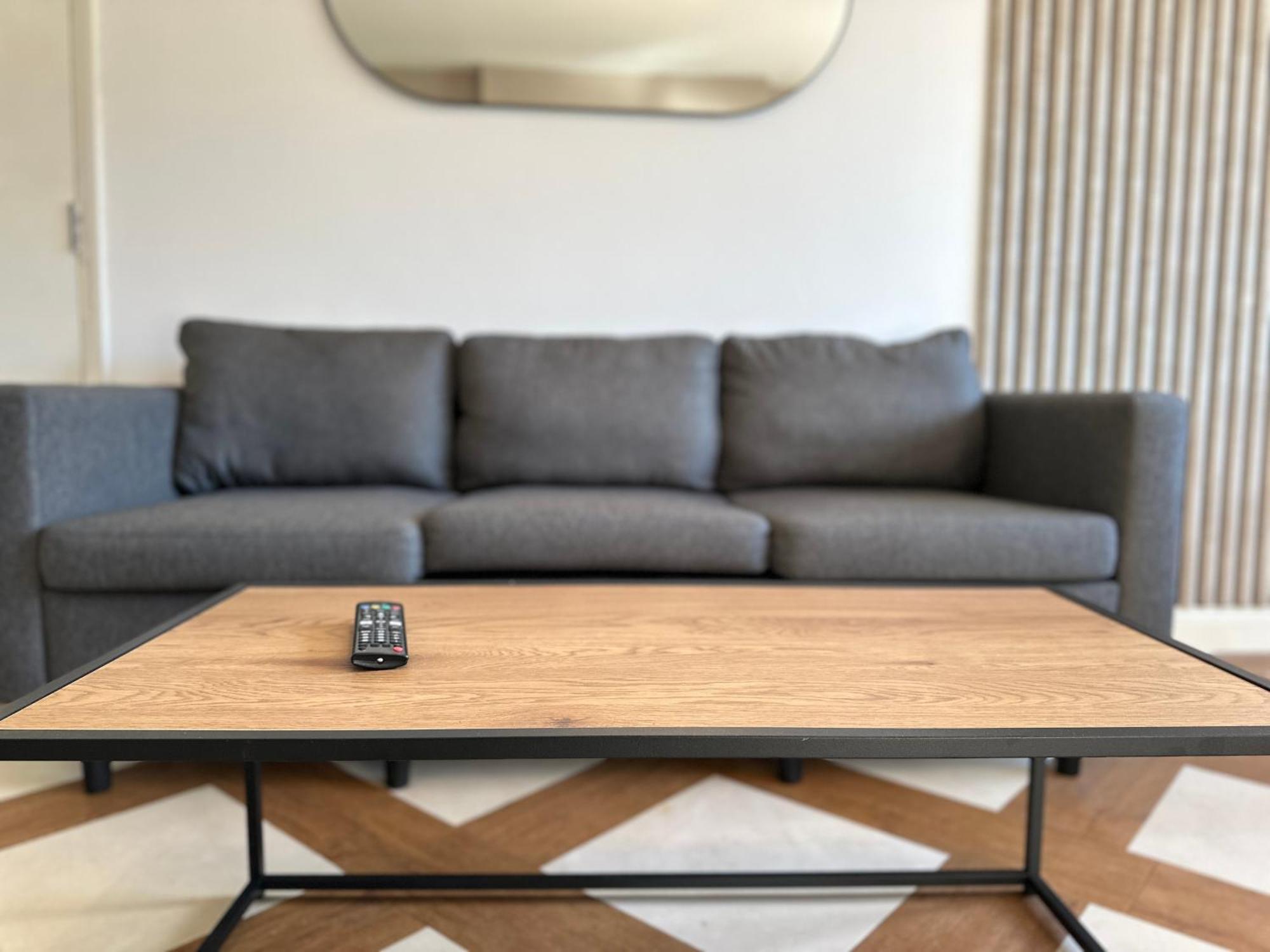 גטשהד Great Offers On Long Stays!! Laluna Apartments מראה חיצוני תמונה